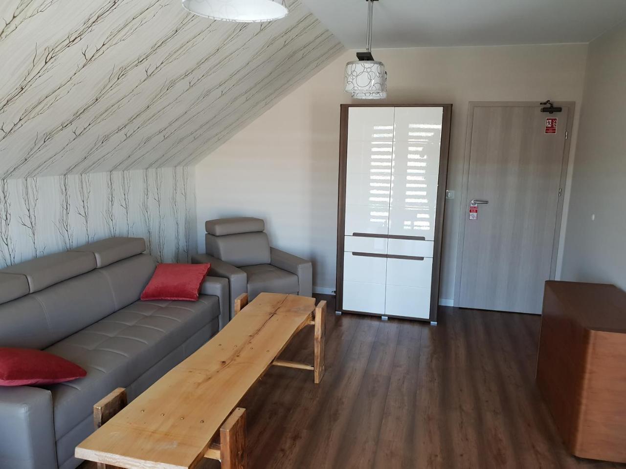 Hotel Pod Strzecha Кельце Экстерьер фото